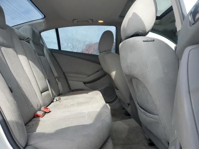 2010 Nissan Altima Base