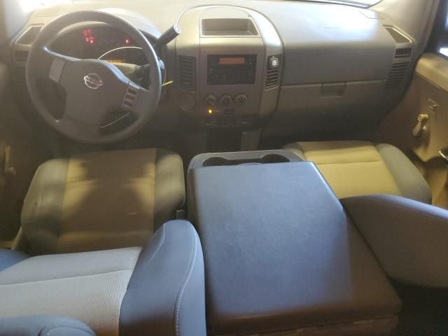 2004 Nissan Titan XE