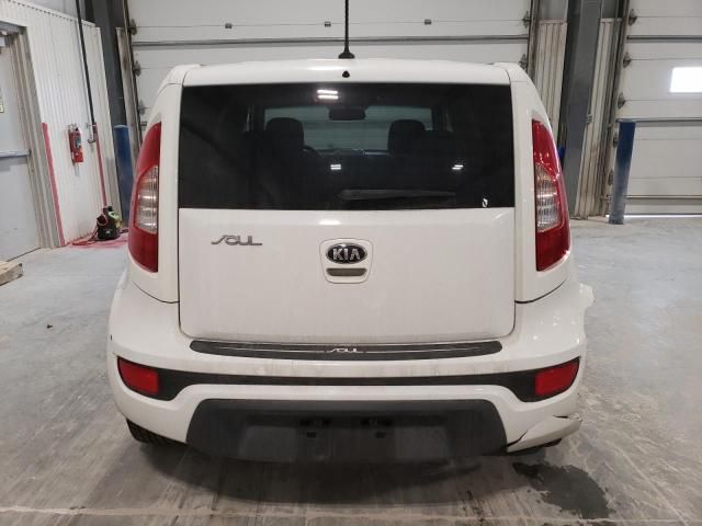 2013 KIA Soul +