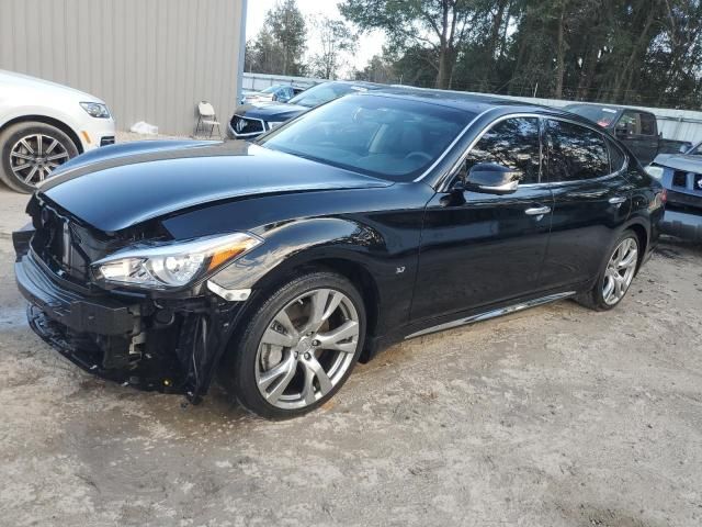 2017 Infiniti Q70 3.7