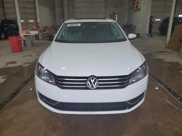 2013 Volkswagen Passat SE