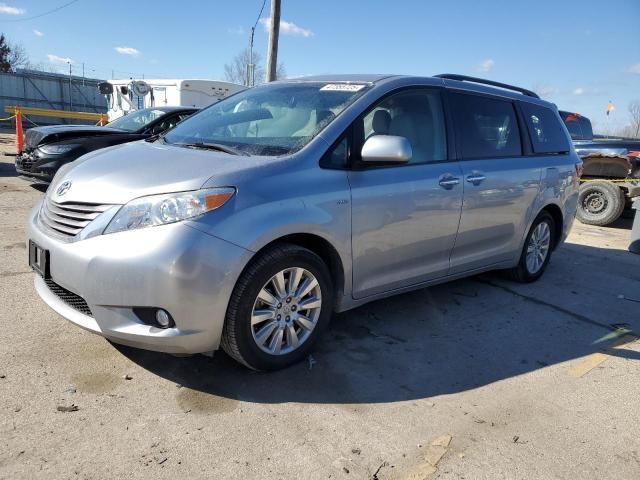 2017 Toyota Sienna XLE