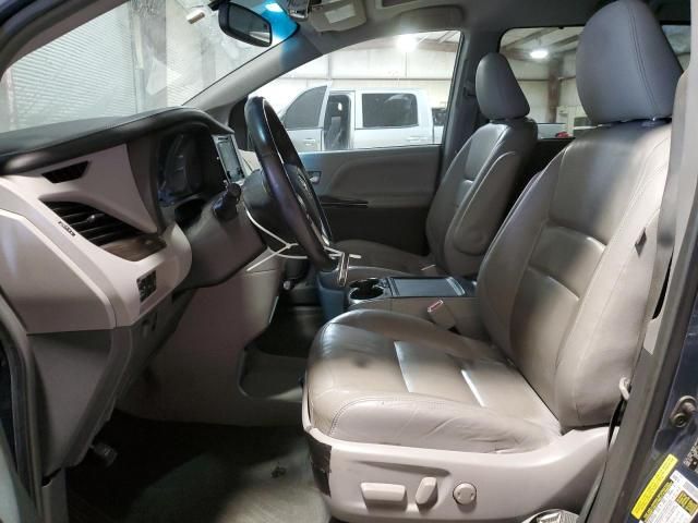 2015 Toyota Sienna XLE