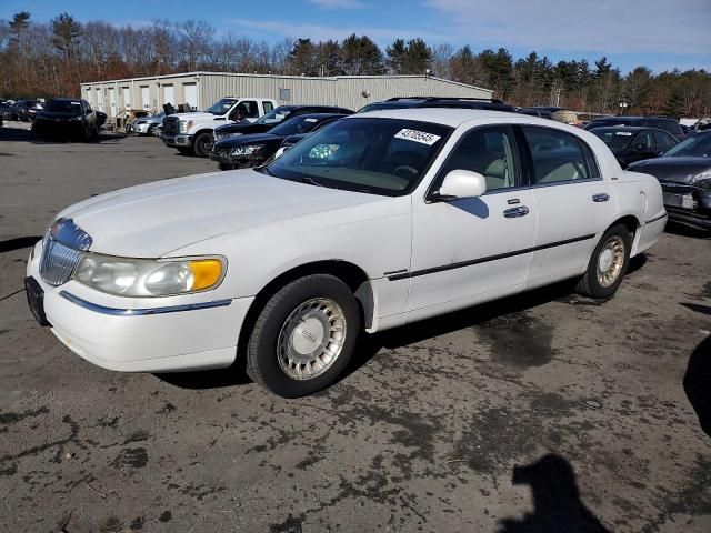 2001 Lincoln Town Car Executive