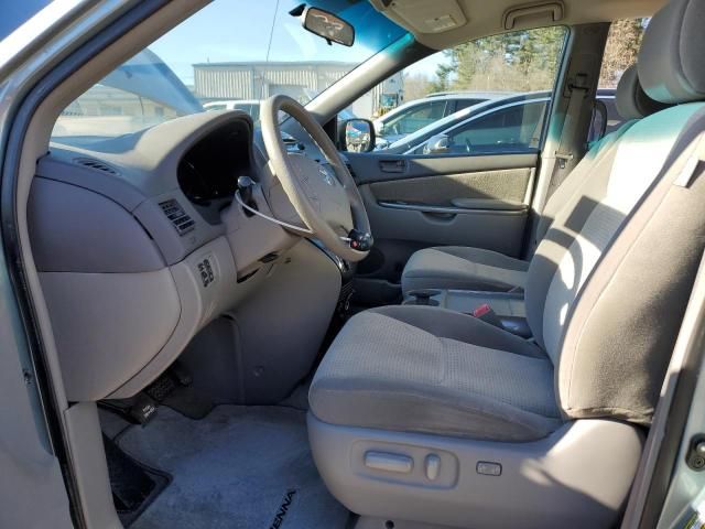 2008 Toyota Sienna CE