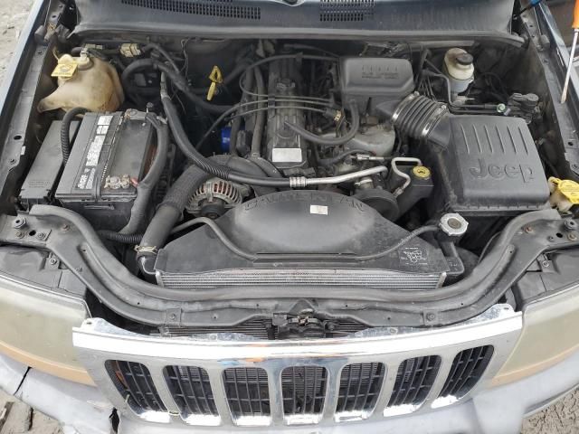 2002 Jeep Grand Cherokee Laredo