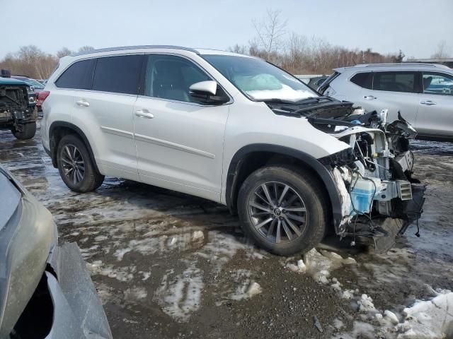 2018 Toyota Highlander SE