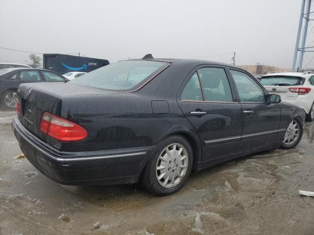 2001 Mercedes-Benz E 320