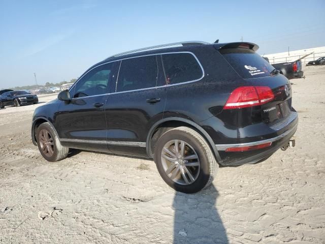 2016 Volkswagen Touareg Sport