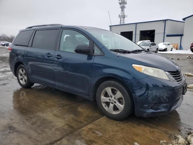 2012 Toyota Sienna LE