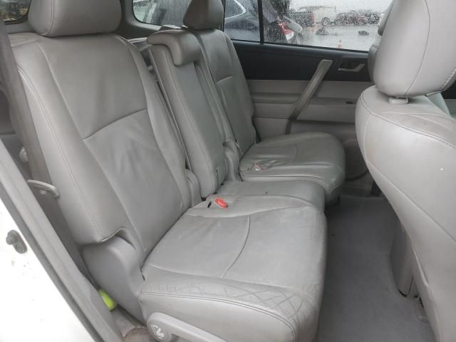 2010 Toyota Highlander SE