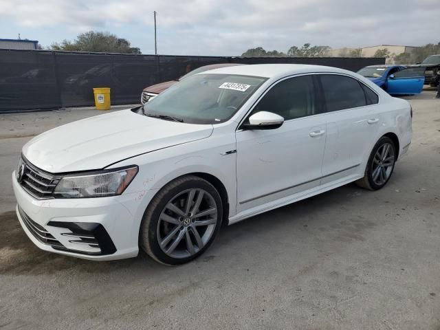 2017 Volkswagen Passat R-Line