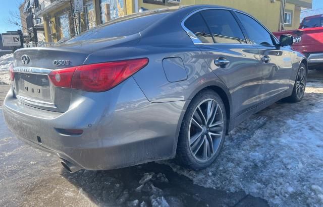 2015 Infiniti Q50 Base