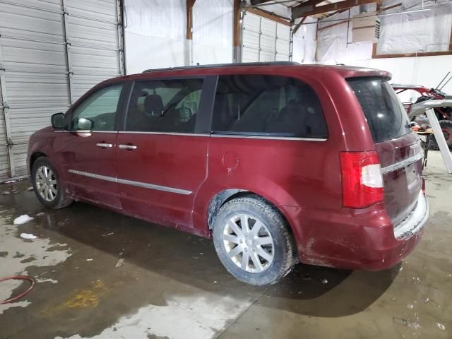 2012 Chrysler Town & Country Touring L