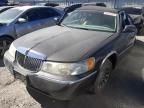 2001 Lincoln Town Car Signature