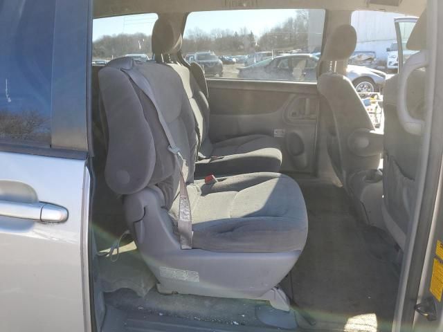 2006 Toyota Sienna XLE