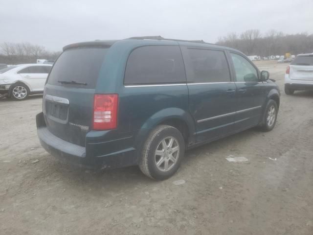 2009 Chrysler Town & Country Touring