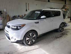 Carros salvage sin ofertas aún a la venta en subasta: 2017 KIA Soul +