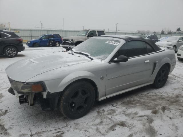 2004 Ford Mustang