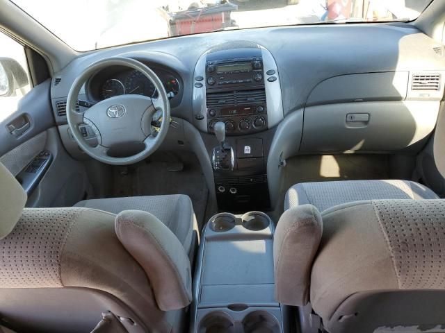 2008 Toyota Sienna CE