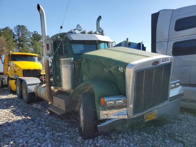 2002 Peterbilt 379 Semi Truck