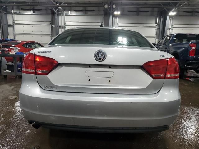 2014 Volkswagen Passat S