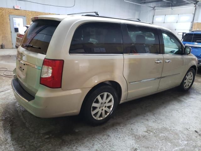 2015 Chrysler Town & Country Touring