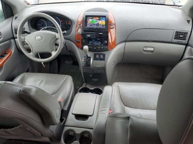 2009 Toyota Sienna XLE