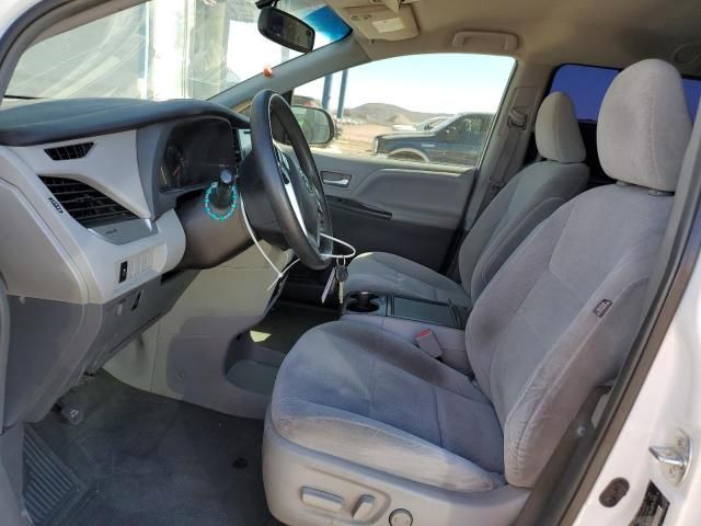 2015 Toyota Sienna LE