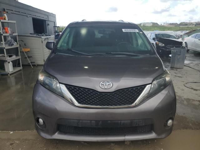 2012 Toyota Sienna Sport