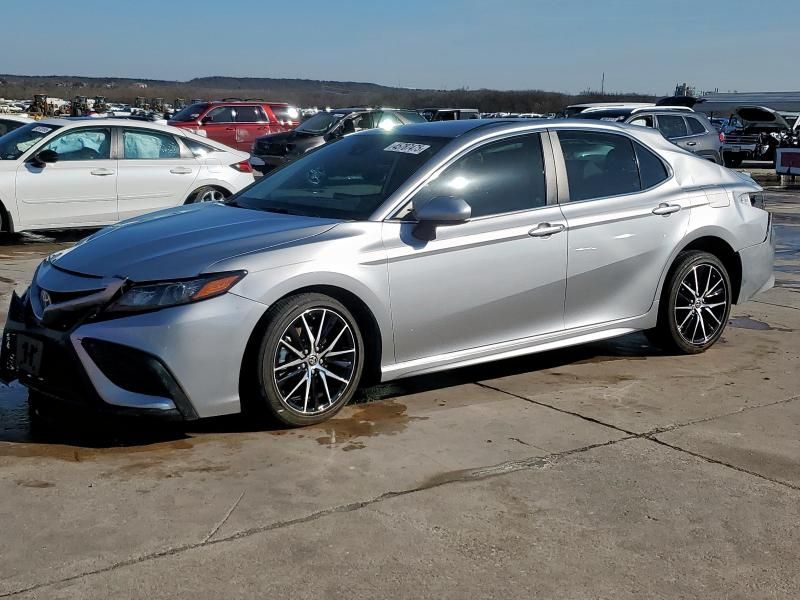 2021 Toyota Camry SE