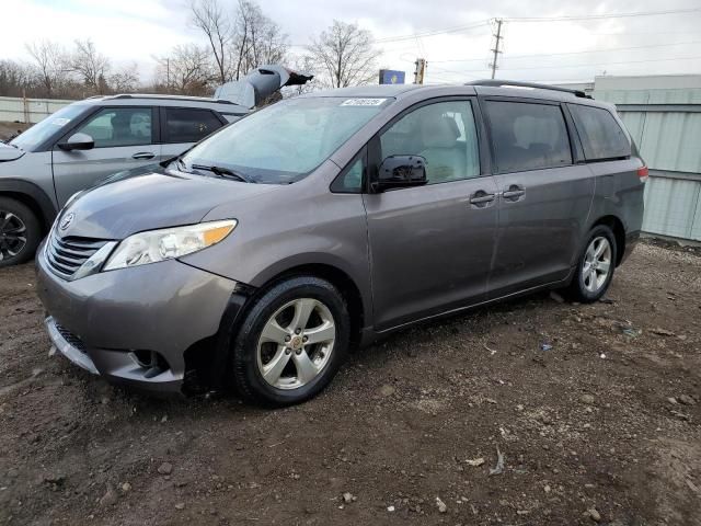 2011 Toyota Sienna LE