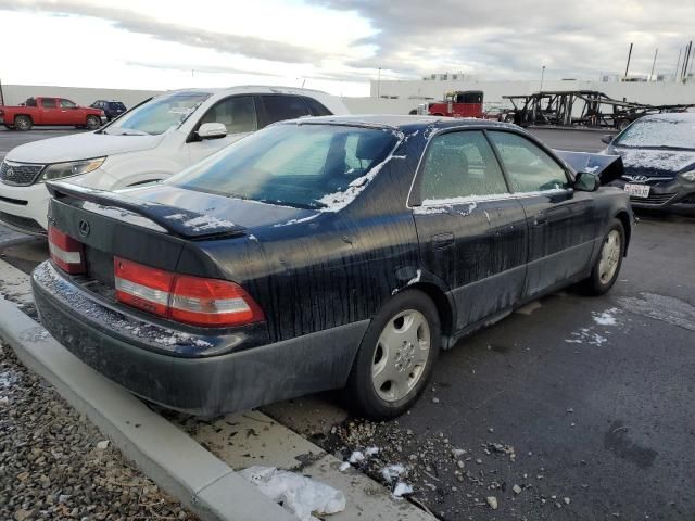 2000 Lexus ES 300