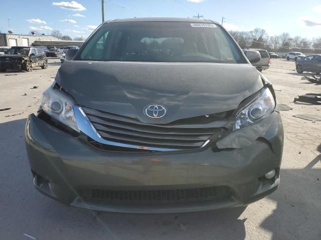 2014 Toyota Sienna XLE