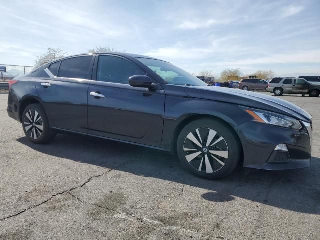 2021 Nissan Altima SV