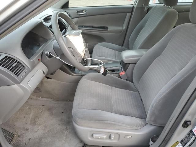 2005 Toyota Camry LE