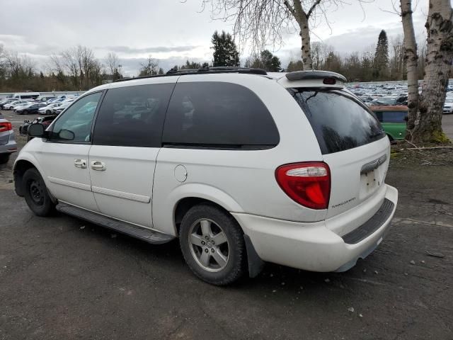 2005 Chrysler Town & Country LX