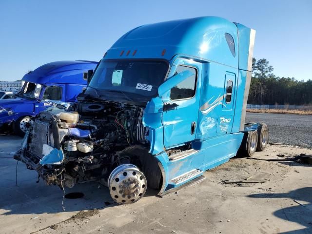 2023 Freightliner Cascadia 126