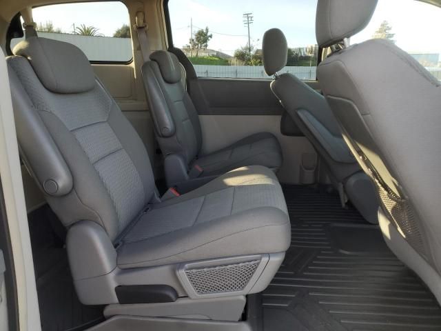 2010 Chrysler Town & Country Touring