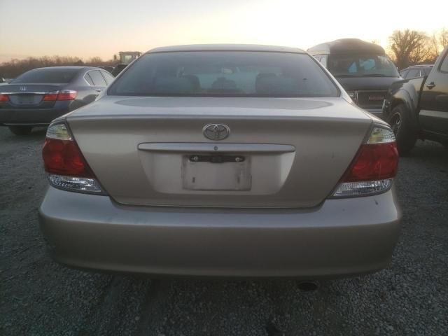 2005 Toyota Camry LE