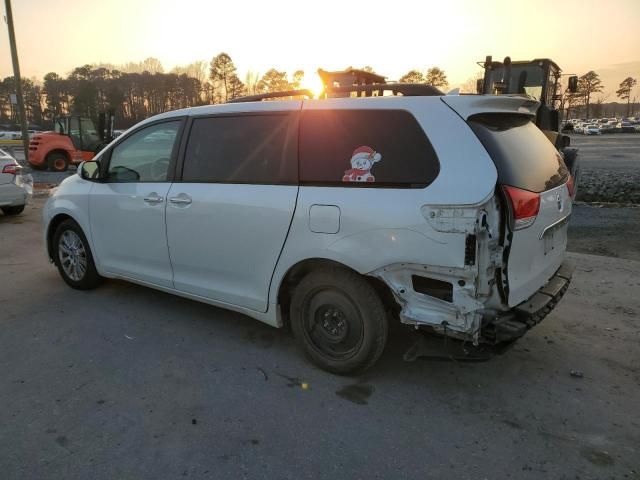 2014 Toyota Sienna XLE