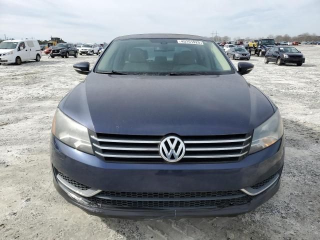 2012 Volkswagen Passat SE