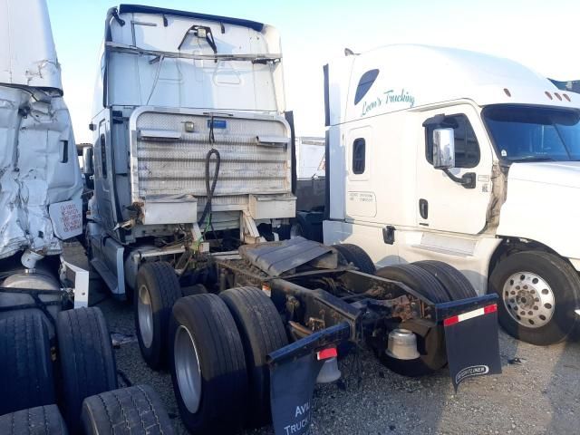 2012 Freightliner Cascadia 125