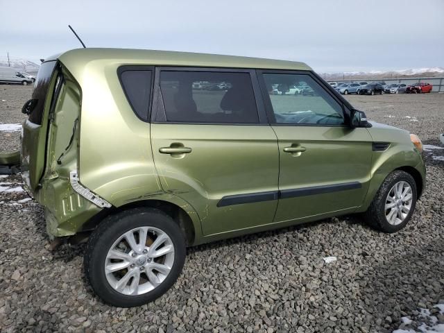 2013 KIA Soul +