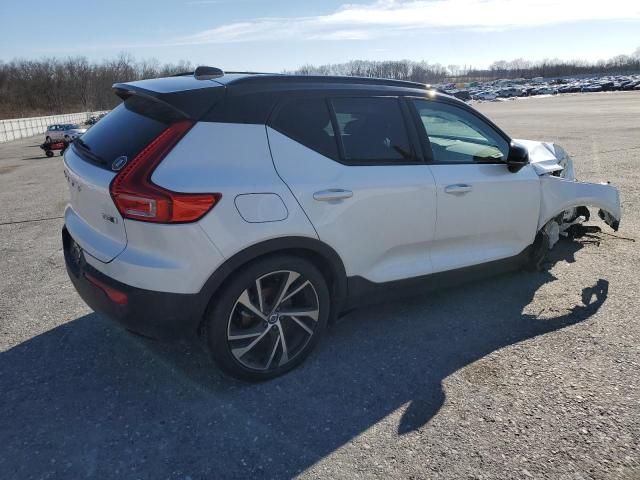 2021 Volvo XC40 T5 R-Design