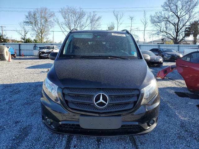 2016 Mercedes-Benz Metris