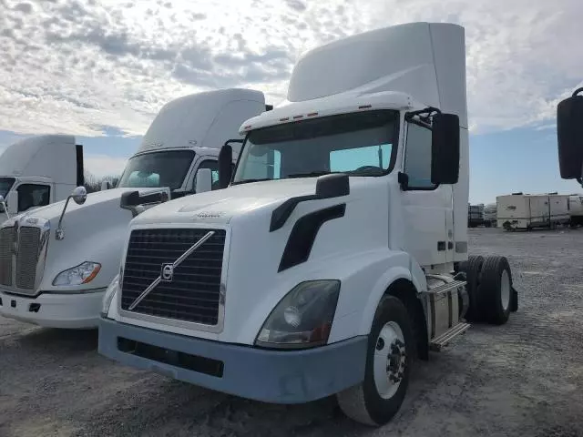 2016 Volvo VN VNL