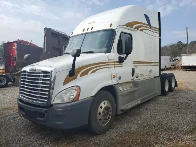 2019 Freightliner Cascadia 125