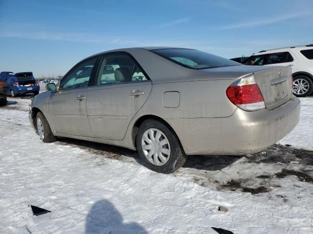 2005 Toyota Camry LE