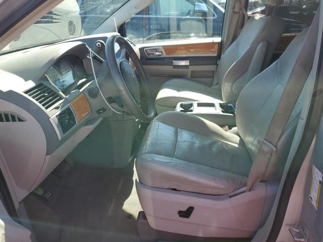 2008 Chrysler Town & Country Limited